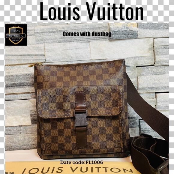 Louis Vuitton Handbags - Louis Vuitton crossbody bag Melville damier Pochet